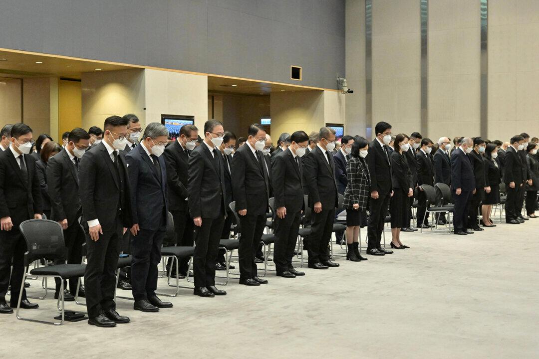 Do Hong Kongers Truly Mourn Jiang Zemin?