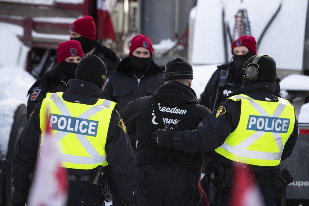 Ottawa Police Cut Email Access Over Fears Info Would Leak During Freedom Convoy