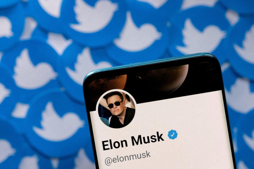 Can Elon Musk Save the Diminishing Value of Twitter’s Blue Check Mark?