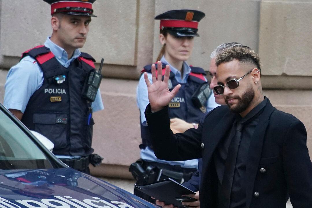 Spanish Court Acquits Soccer Star Neymar in Fraud Trial
