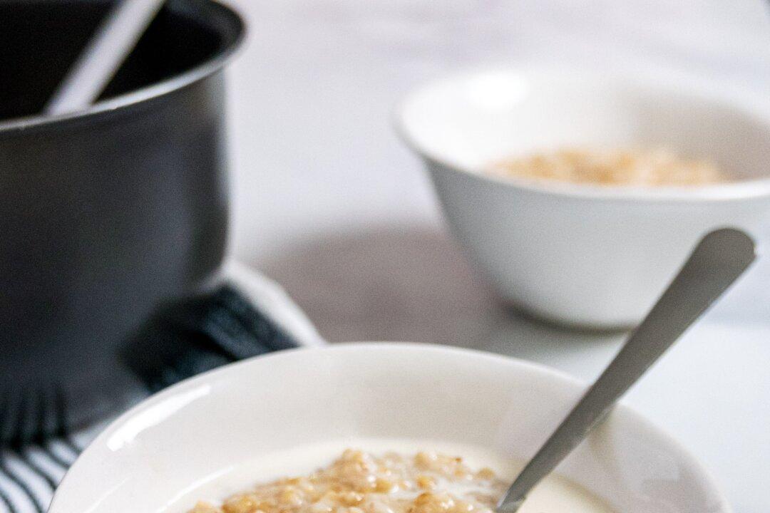 The Secret to Better Oatmeal Is Your Rice Cooker