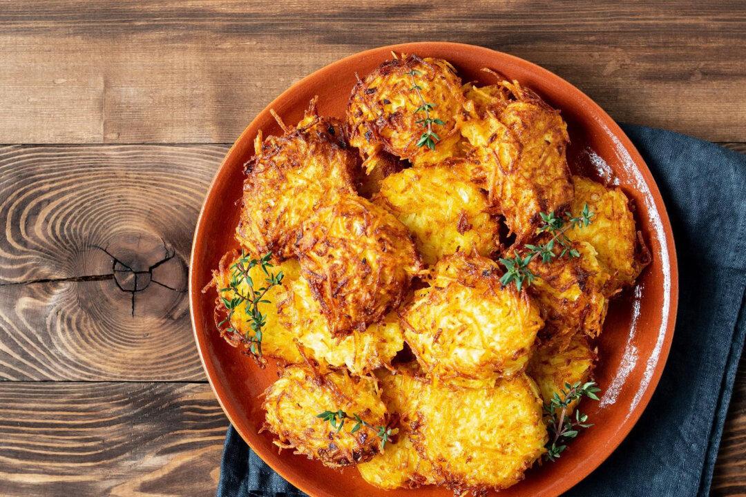 What to Serve With Latkes to Make a Complete Holiday Meal