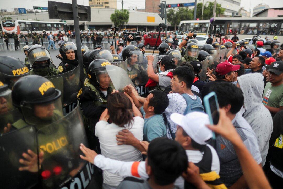 Latest Anti-Government Protests in Peru Leave 17 Dead, Over 60 Injured