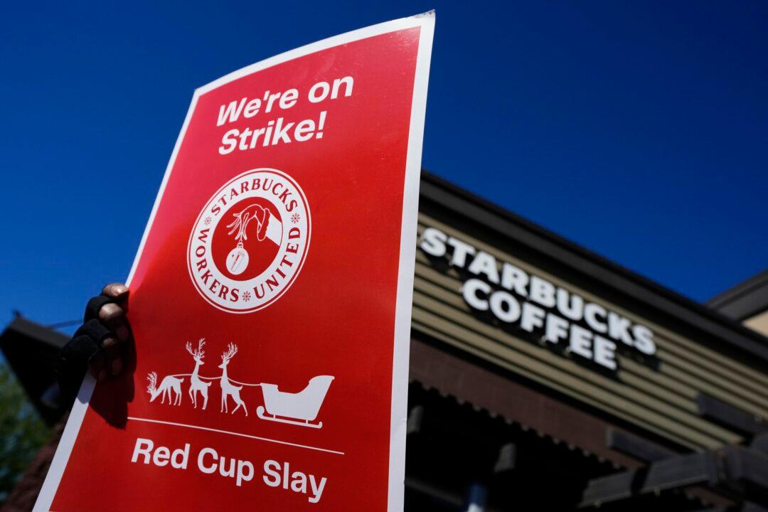Starbucks Workers Plan 3-Day Walkout at 100 US Stores