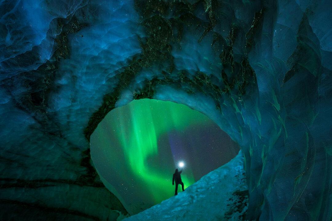 Northern Lights Photographer of the Year 2022 Releases 25 Most Dazzling Auroras: From Alaskan Ice Caves and Beyond