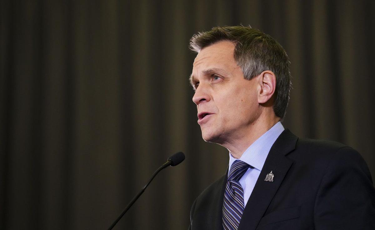 Ottawa Mayor, Local Businesses Welcome Expected Return of Federal Workers to Offices