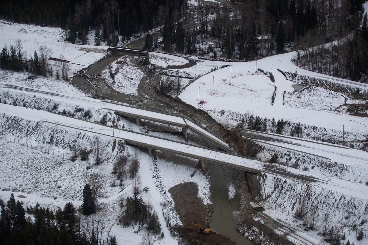 BC’s Coquihalla Highway Reopens to Four Lanes as Repairs Continue After 2021 Floods