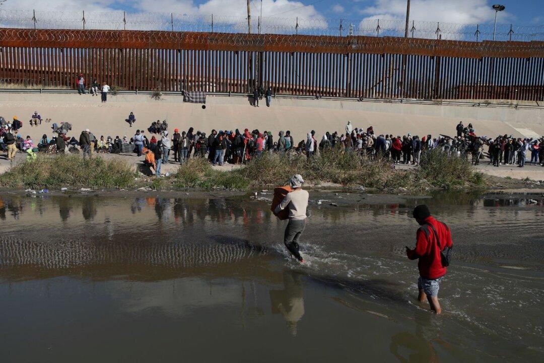 Lawmaker: CBP One App a ‘Racket’ for Would-Be Illegal Immigrants to Gain Entry