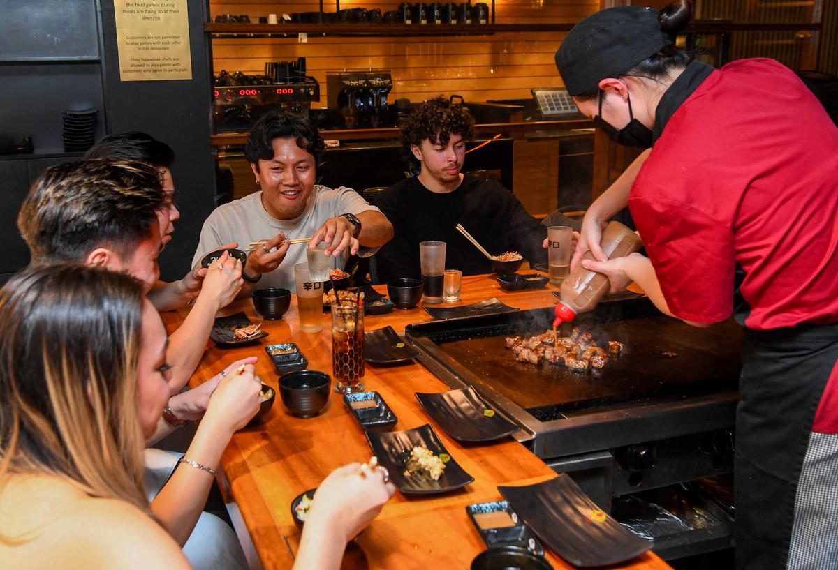 Food Chain Shuts 16 Locations, Blames Rising Costs