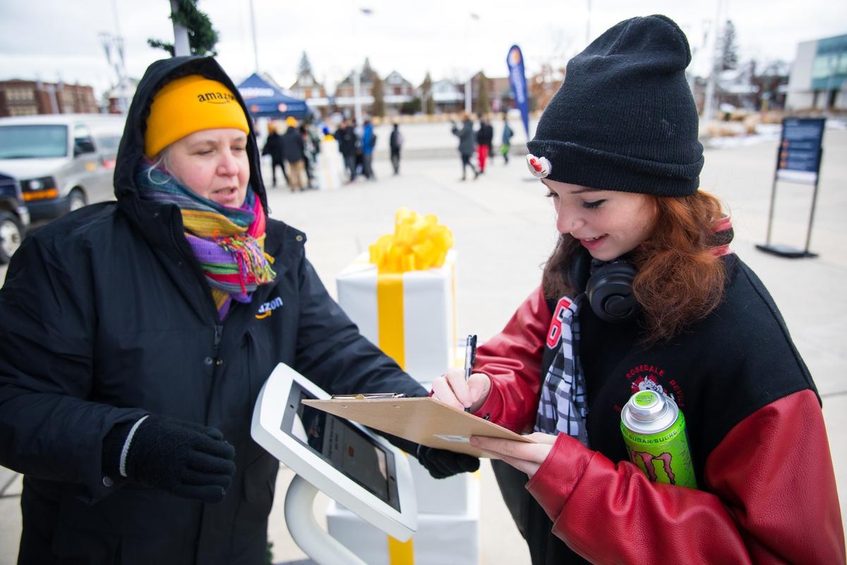 Kindness Exchange Cross-Canada Tour Inspires 1,700 Acts of Kindness