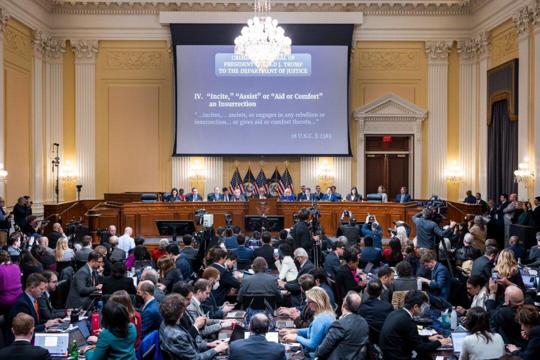 Alan Dershowitz: Jan. 6 Panel’s Criminal Referral of Trump ‘Clearly Unconstitutional’