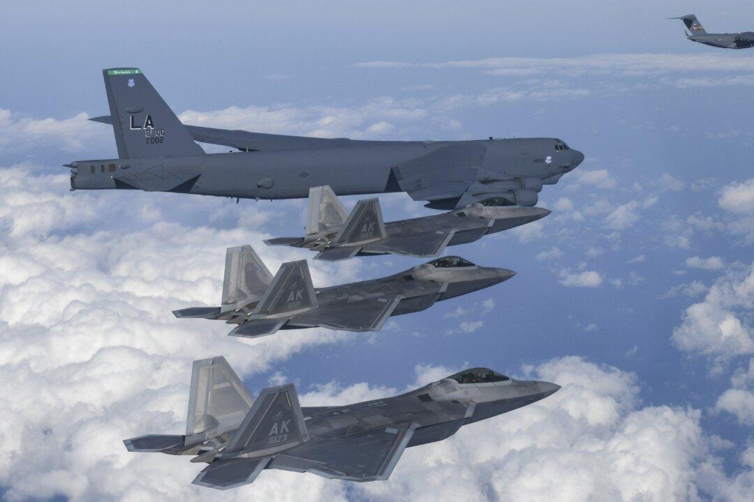 South Korea, US Consider Live-Fire Drills Amid North Korea Threats