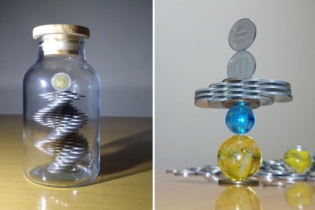 PHOTOS: Coin Stacking Work of Art by Japanese Man With Phenomenally Steady Hands