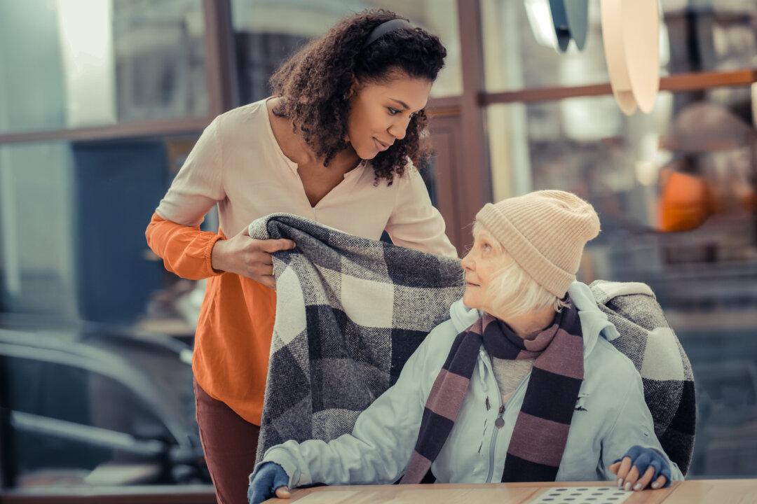 Top 5 Ways to Help Older People Deal With Social Isolation