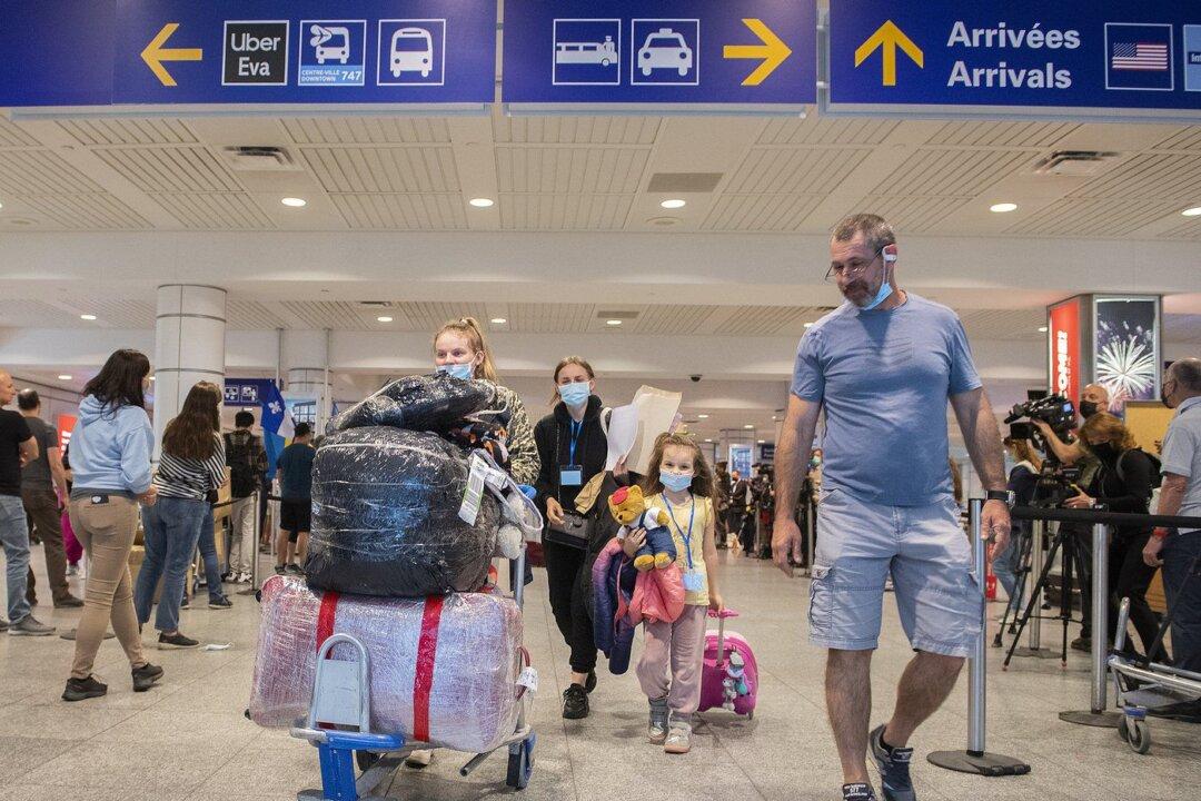 Canada’s Population Growing Faster Than It Has in Decades: StatCan