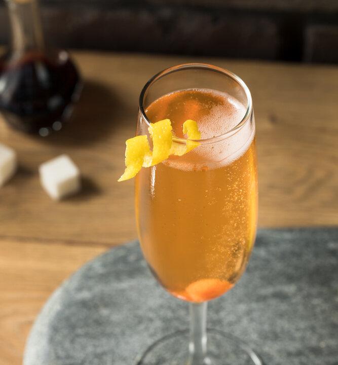 Anatomy of a Classic Cocktail: The Champagne Cocktail