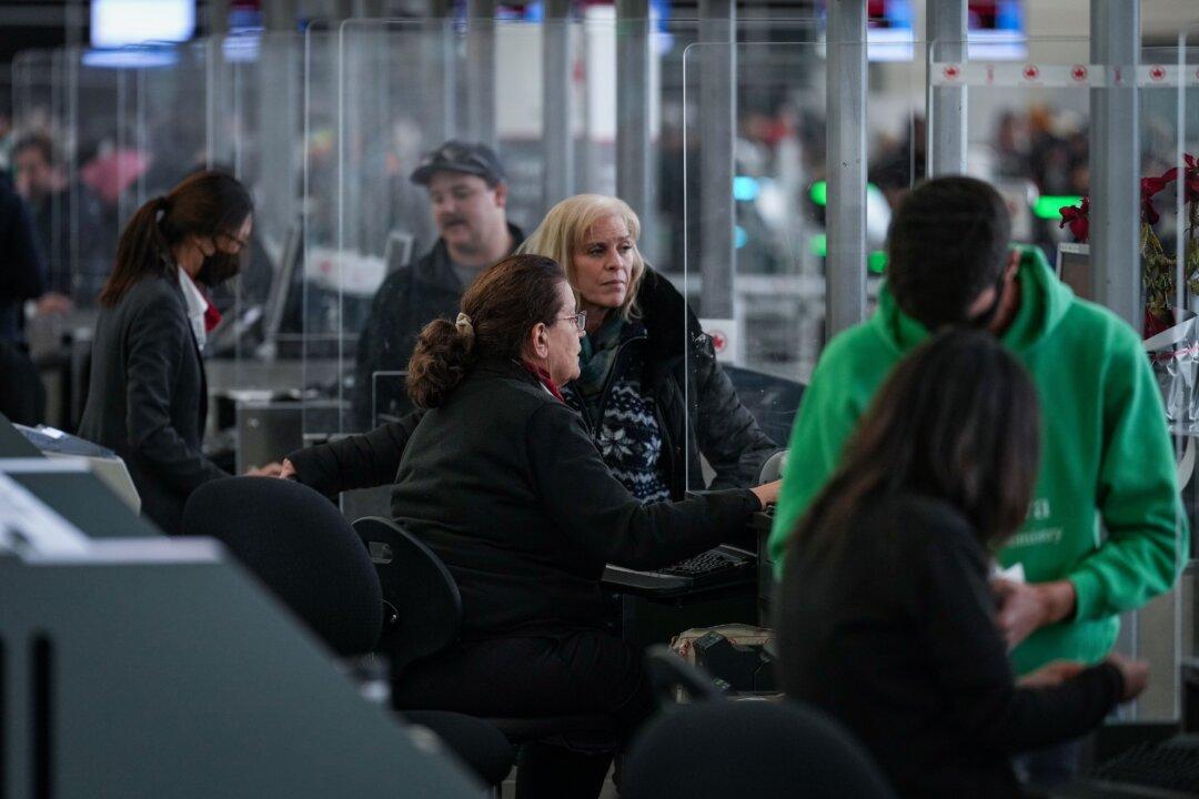 Rex Murphy: The Miseries and Indignities at Canada’s Airports When Things Don’t Go as Planned