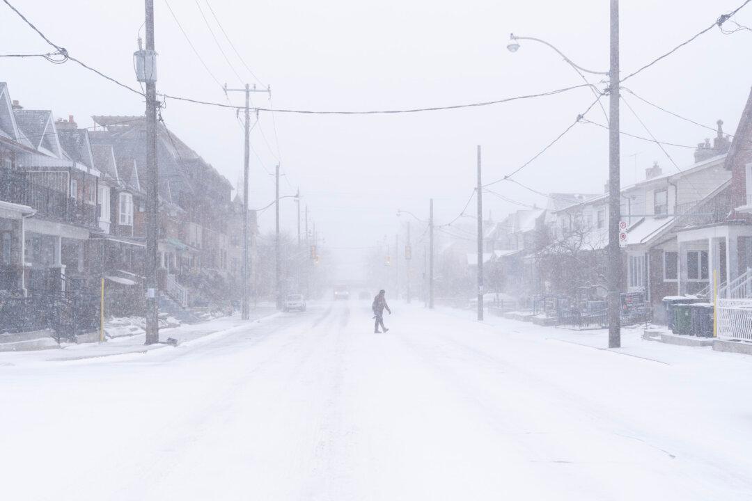 Farmers’ Almanac Predicts Colder Than Normal Winter for Most of Canada