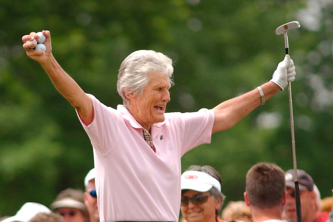 Kathy Whitworth, Winningest Golfer in History, Dies at 83