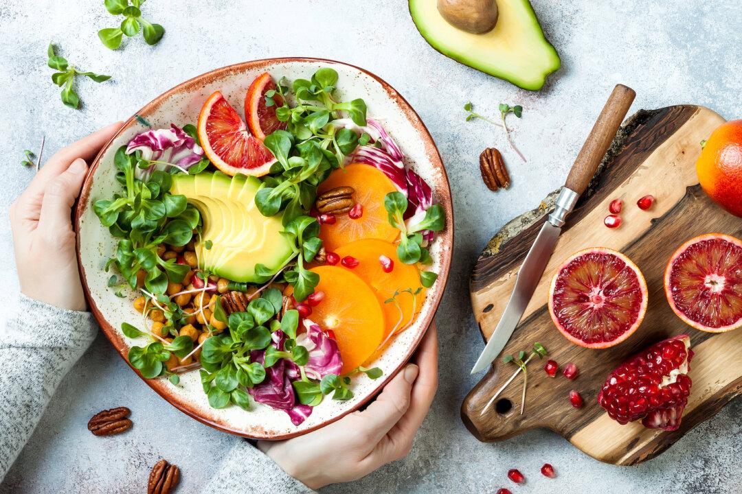 When to Eat for Lower Blood Pressure—A Potential New Year’s Resolution