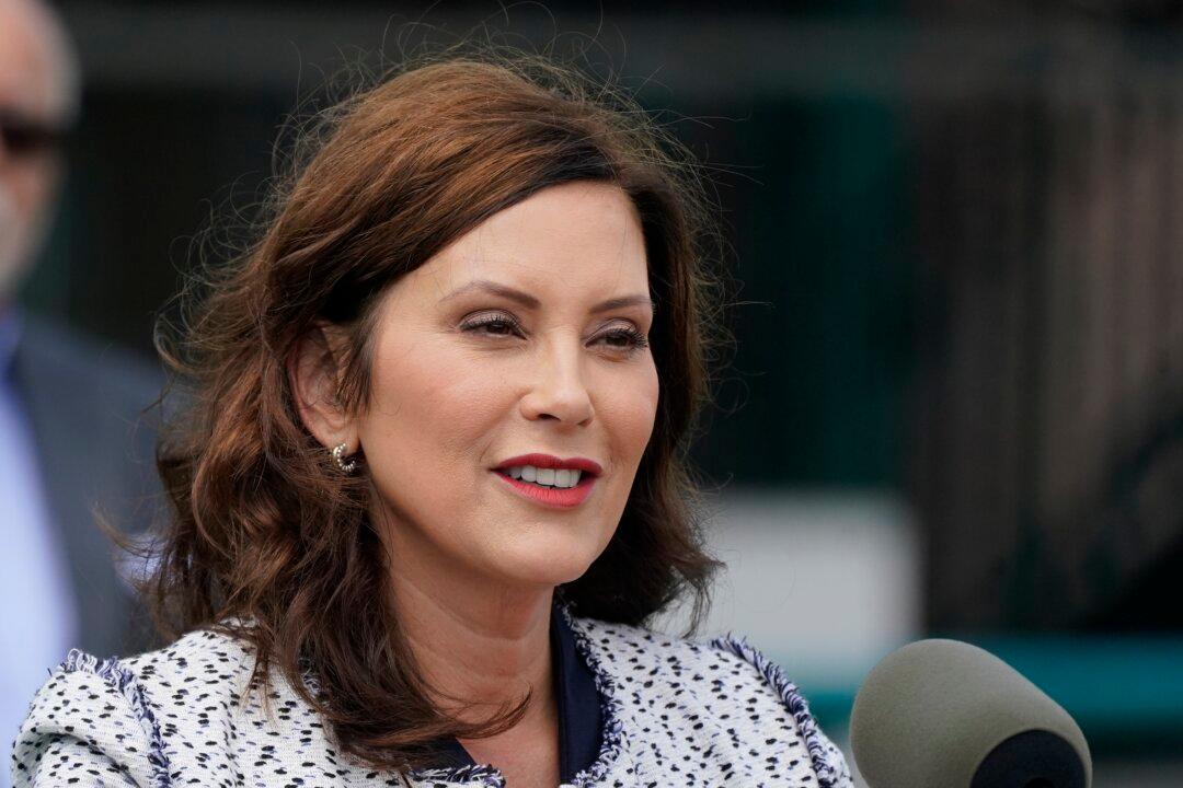 Michigan Gov. Whitmer Signs Package Repealing Abortion Ban