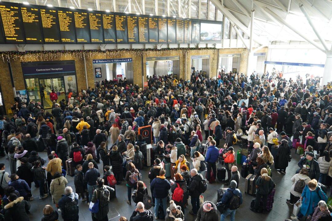 UK Rail Passengers Face ‘Significantly Disrupted’ Trips Into January as Strikes Continue