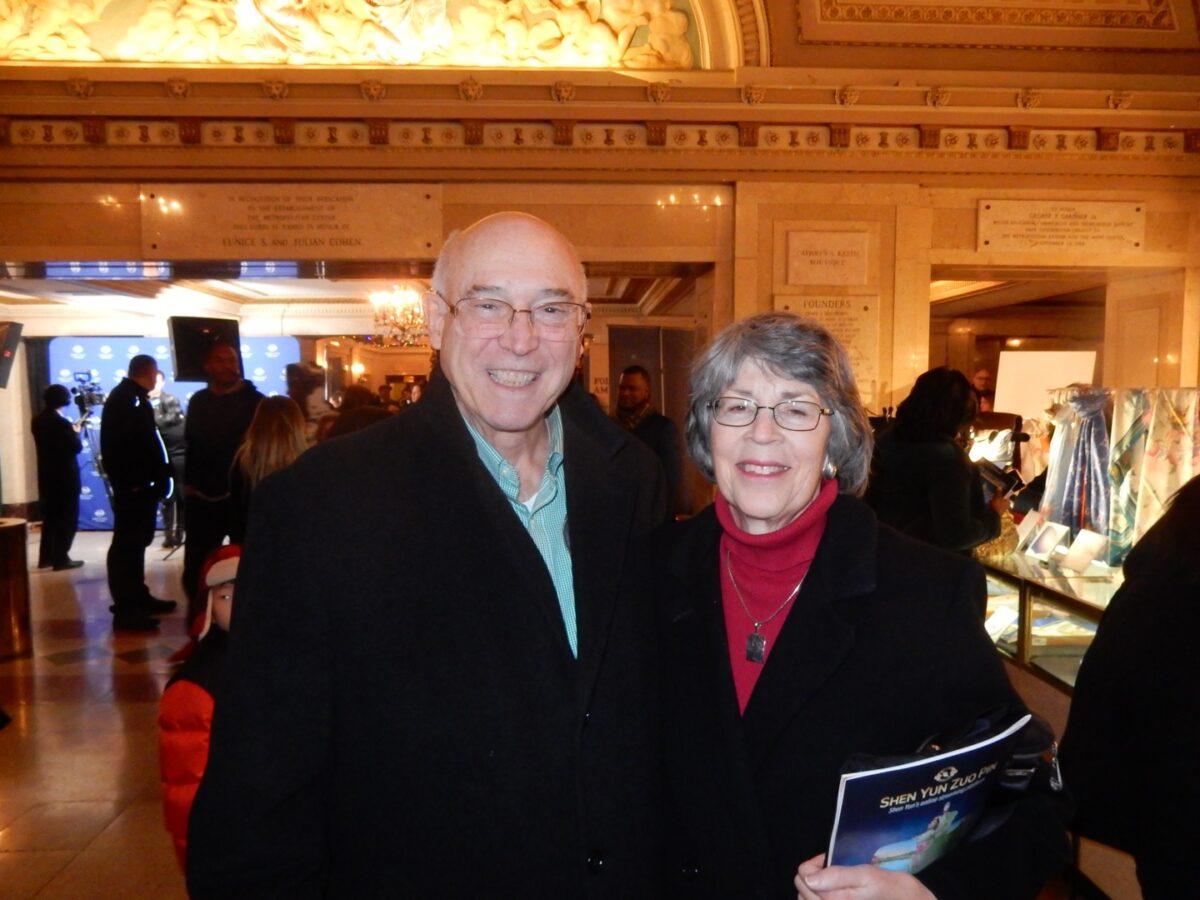 Deacon Steve Minninger and Becky Minninger enjoyed Shen Yun Performing Arts at the Boch Center Wang Theatre on Dec. 29, 2022. (Weiyong Zhu/The Epoch Times)