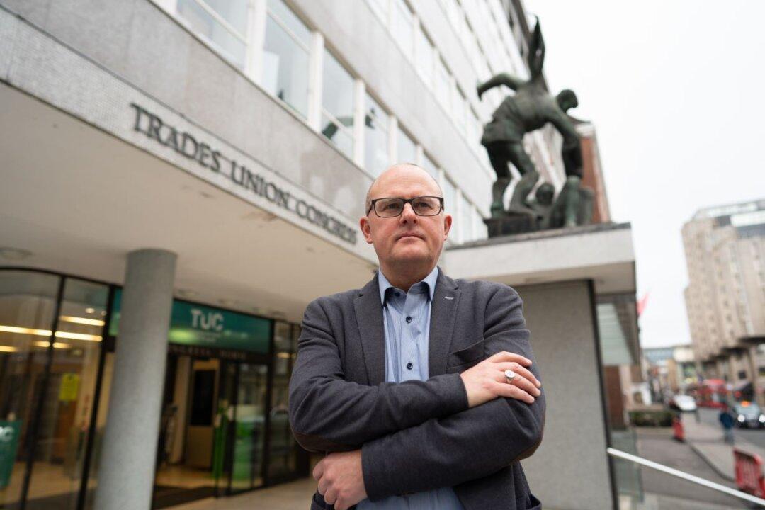 Trade Unions Agree on Non-Compliance Against New Strike Law