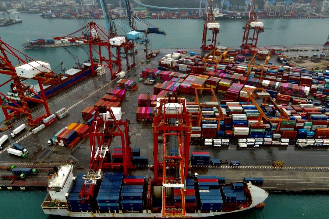 Taiwan’s Exports Down for Three Consecutive Months Amid Weakening Chinese Economy