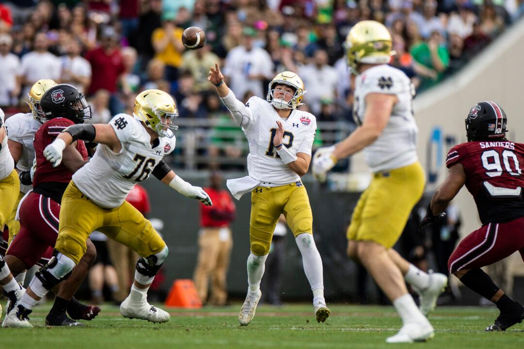 Buchner Accounts for 5 TDs, Notre Dame Wins Gator Bowl 45–38