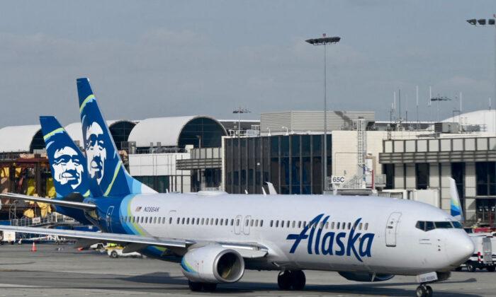 Passenger Arrested for Bomb Threat on Alaska Airlines Flight Claims Cartel Members Wanted to ‘Kill’ Him