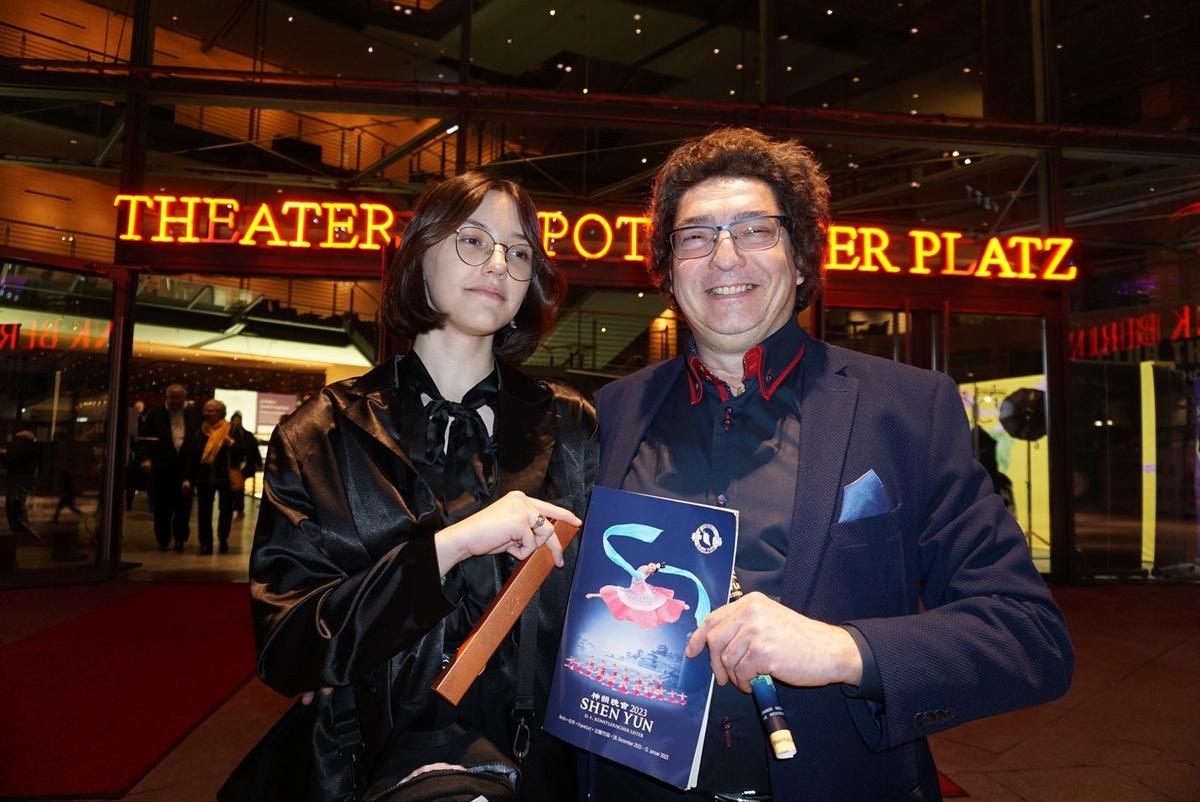 Former Opera Singer: Shen Yun ‘Soprano’s Voice Was Divine, as If It Came From Heaven’