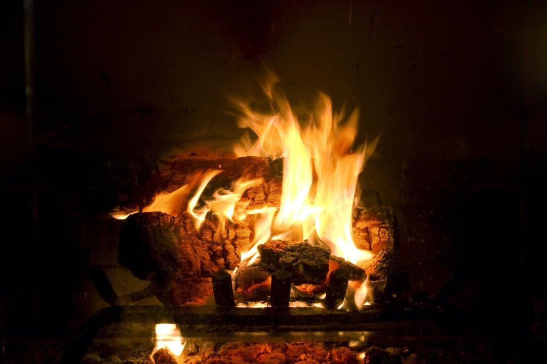 Are You Using Your Fireplace Correctly? Here Are Some Safety Tips to Follow This Winter