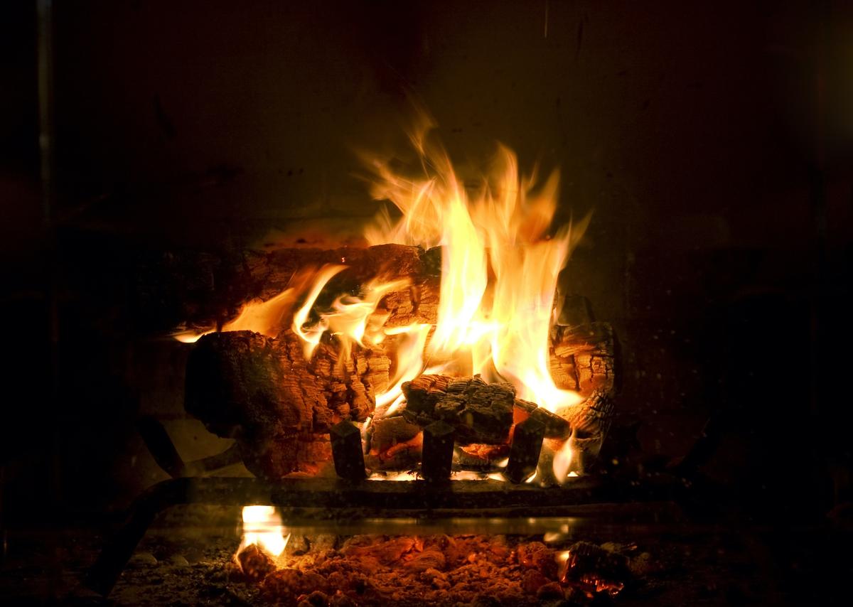 Are You Using Your Fireplace Correctly? Here Are Some Safety Tips to Follow This Winter