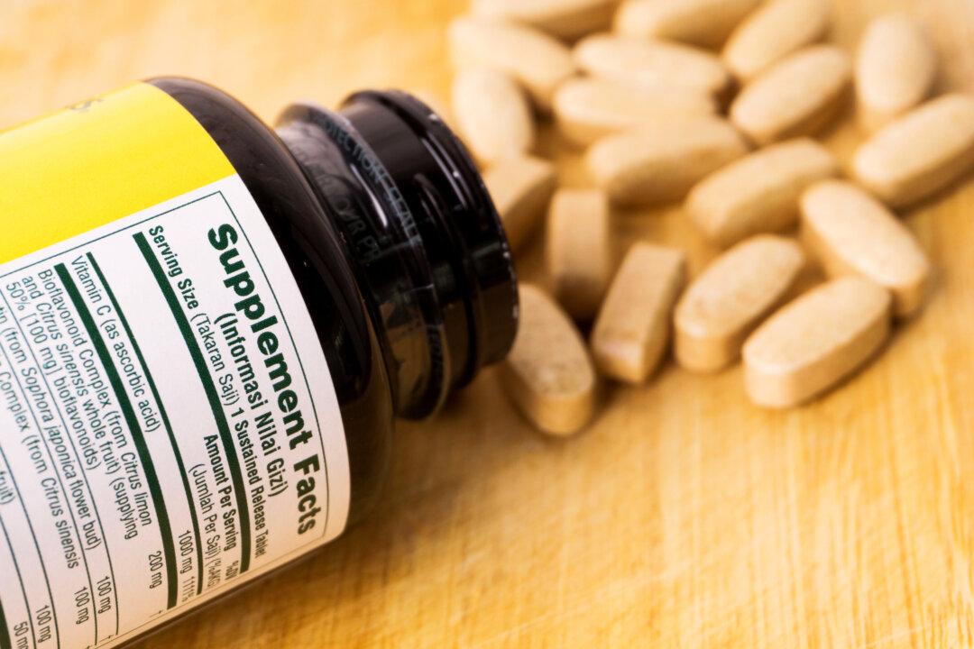 Politicians Make New Attempt to Ban Supplements