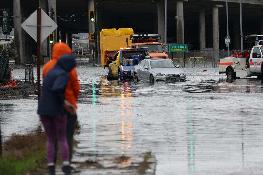 California Storm Death Toll Reaches 17; Another to Hit This Weekend