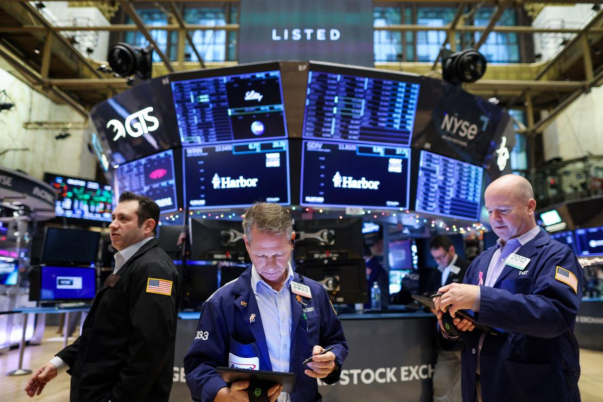 Wall Street Opens Higher After Retail Sales Data