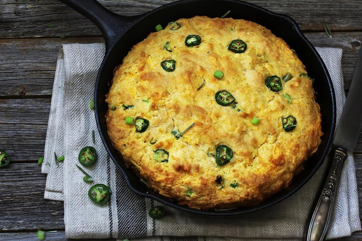 Cast Iron Jalapeño Cornbread