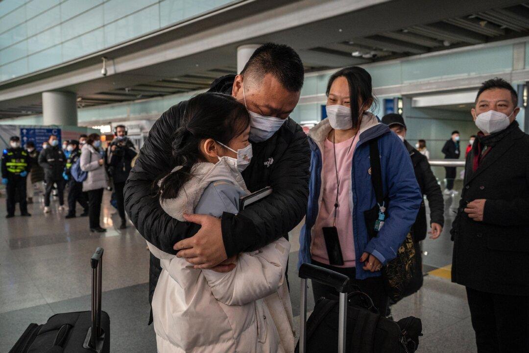 Lunar New Year Gathering More Like Attending a Funeral: Beijing Resident