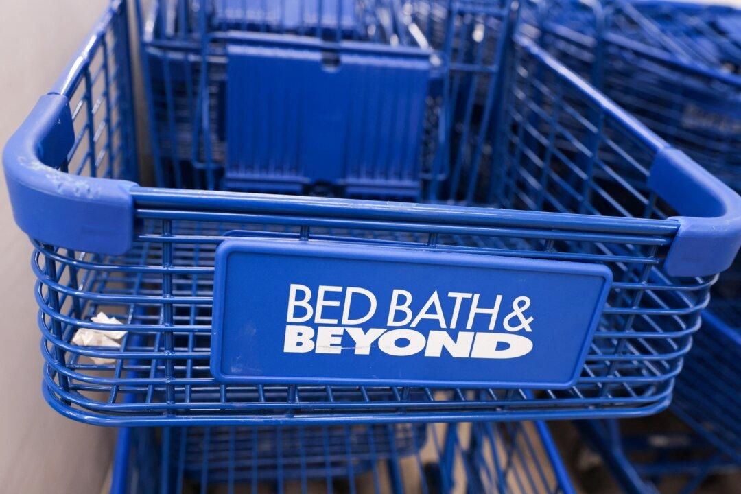 Bed, Bath & Beyond Rebounds in Meme-Stock Rally