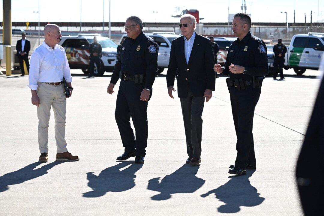 Biden Admin Releasing Convicted Criminal Illegal Aliens Into US