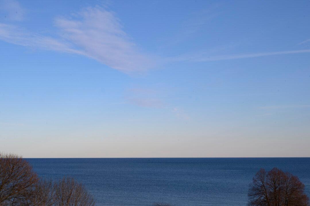 Remains Found in 1997 in Lake Michigan Identified as Chicago Woman