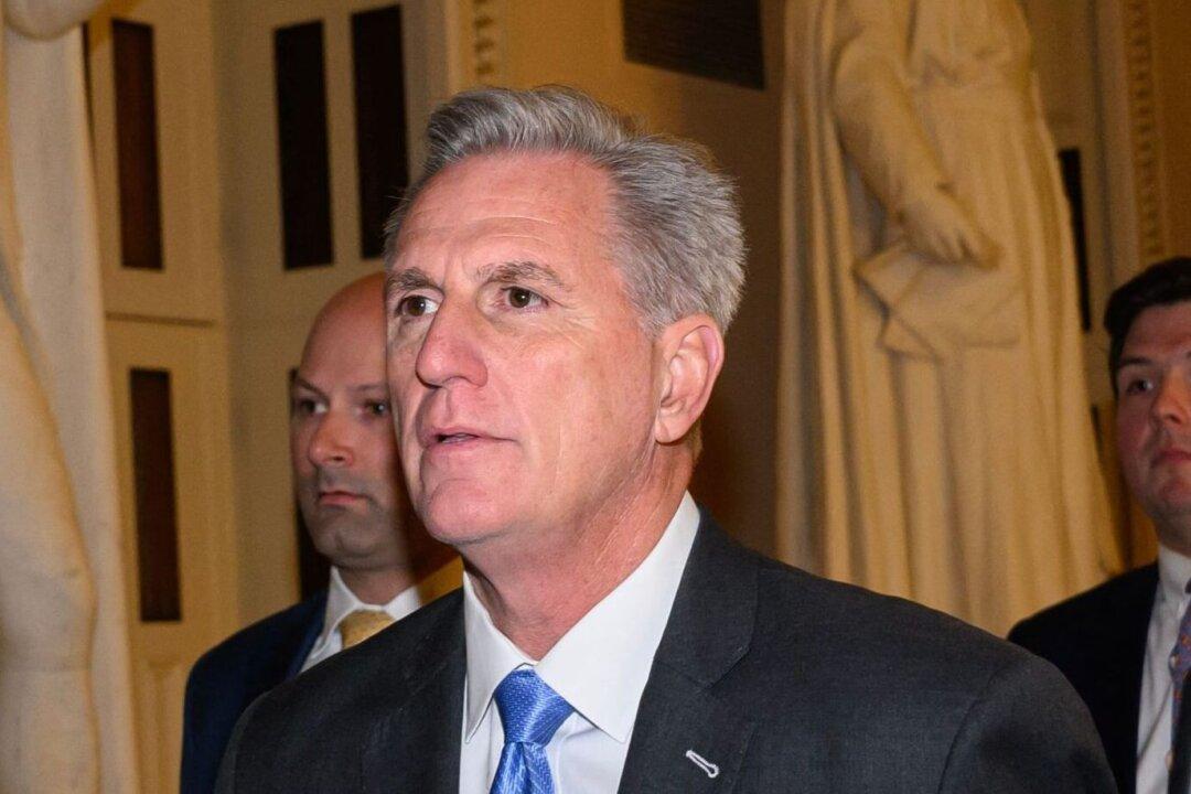 McCarthy, GOP Oversight Chair, Allege Double Standards in Handling of Documents From Biden’s Former Office