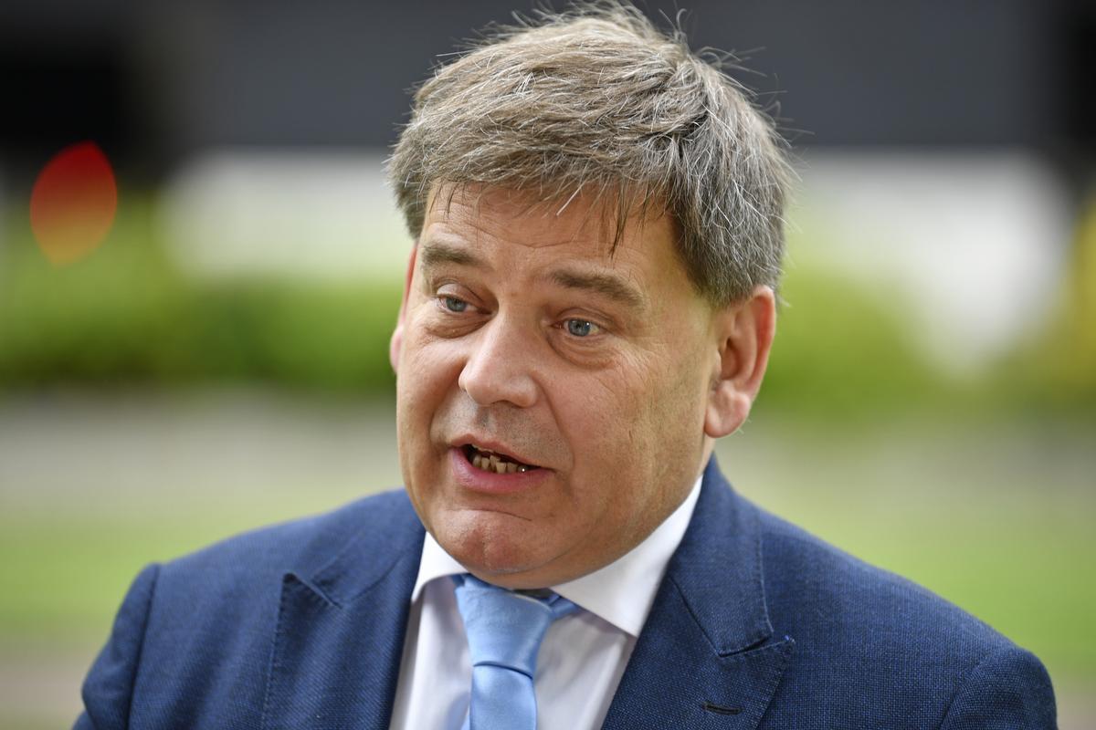 MP Andrew Bridgen Stripped of Tory Whip After Criticizing COVID-19 Vaccines