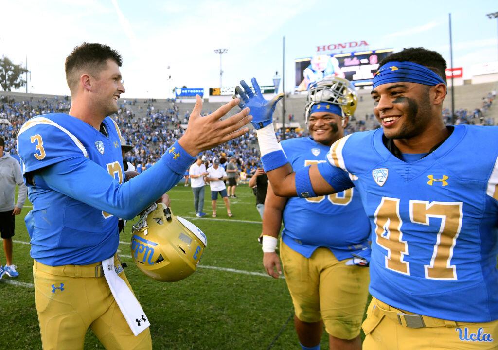 Former UCLA Linebacker Mentors Underserved Kids in Los Angeles K–12 Schools