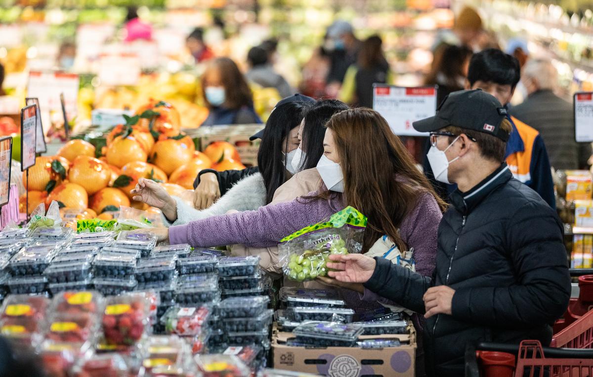 Food Inflation Could Hit 9.6 Percent in 2023, USDA Says