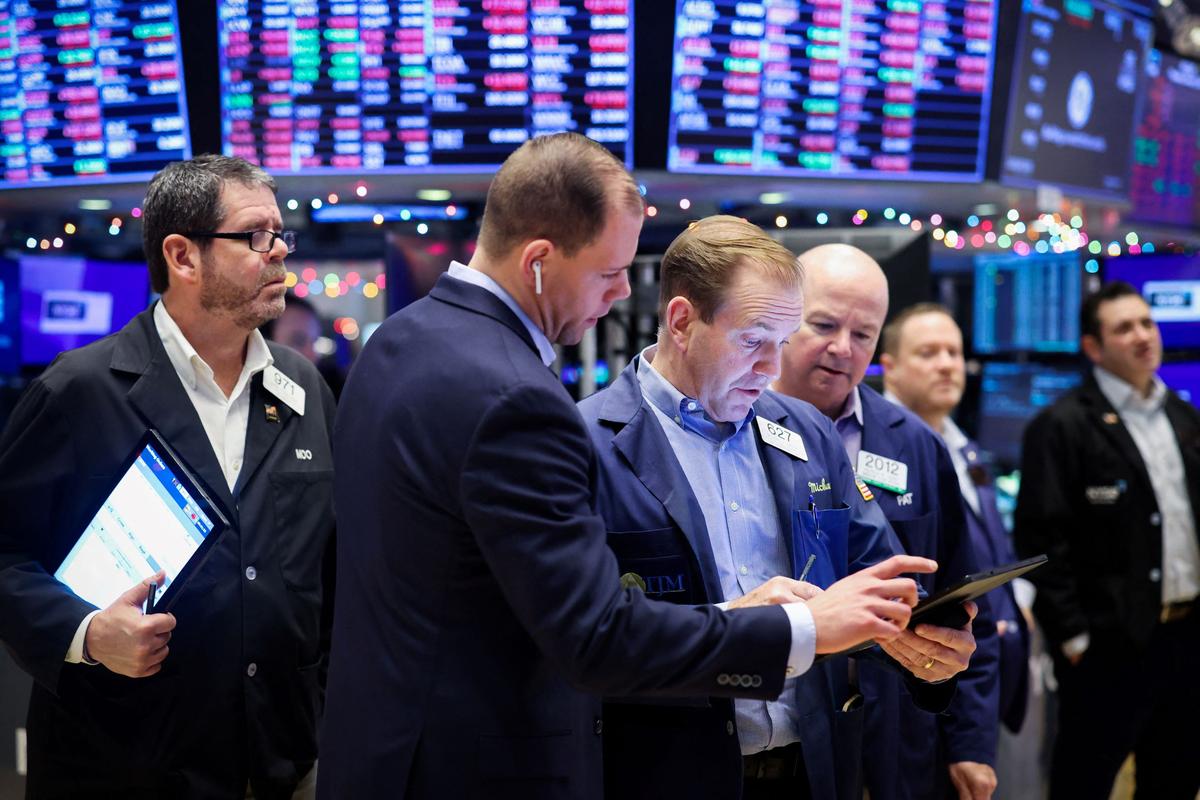 Wall Street Opens Lower Amid Recession Worries