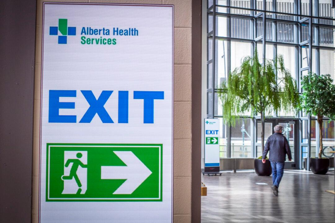Labour Board Dismisses Complaint From Alberta Health Employee Fired for Text Seeking Fake COVID Vaccine