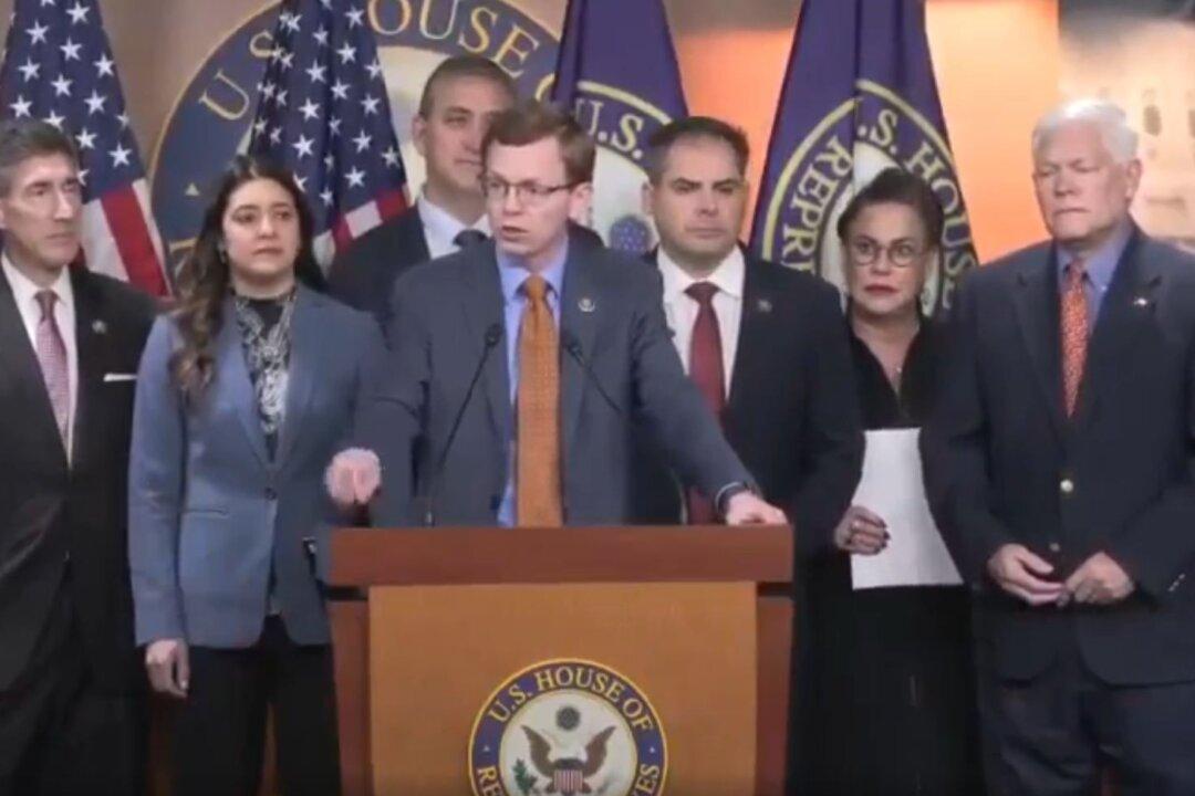 GOP Lawmakers Say ‘Born Alive’ Bill Shows Newborns That Survive Abortions Are ‘Deserving of Medical Care’