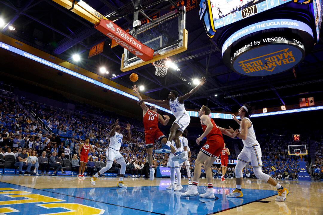 Top 25 Roundup: No. 8 Gonzaga Escapes BYU on Late 3-pointer